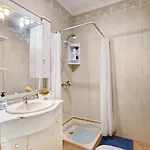 3 Bedroom Near Sta Cruz Tatil Evi