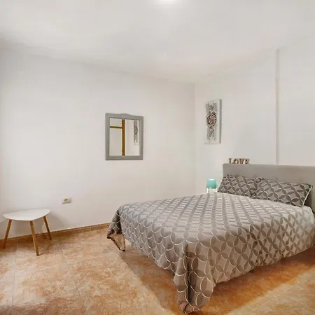 בית נופש 3 Bedroom Near Sta Cruz