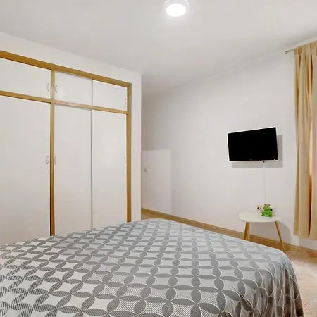 3 Bedroom Near Sta Cruz *