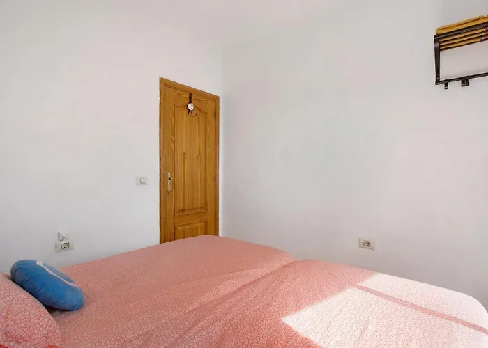 3 Bedroom Near Sta Cruz